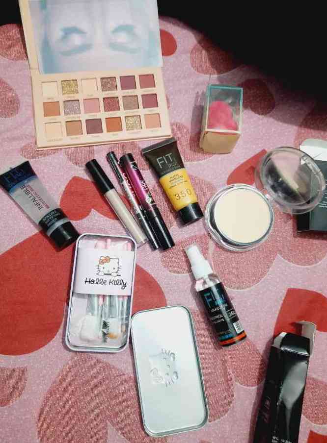 Students Budget Makeup Combo – Complete Makeup Collection
