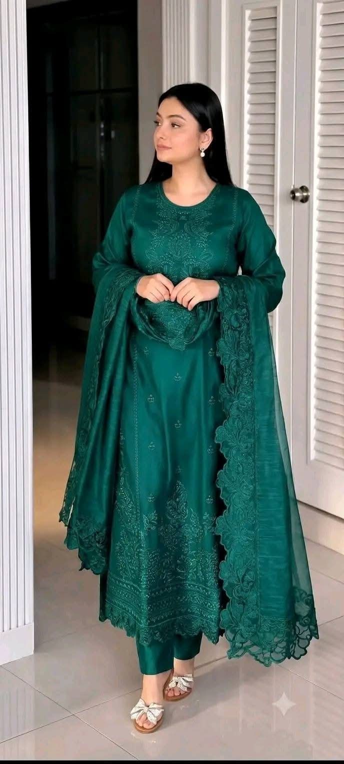 এম্ব্রয়ডারি থ্রি পিস - Embroidery Three Piece